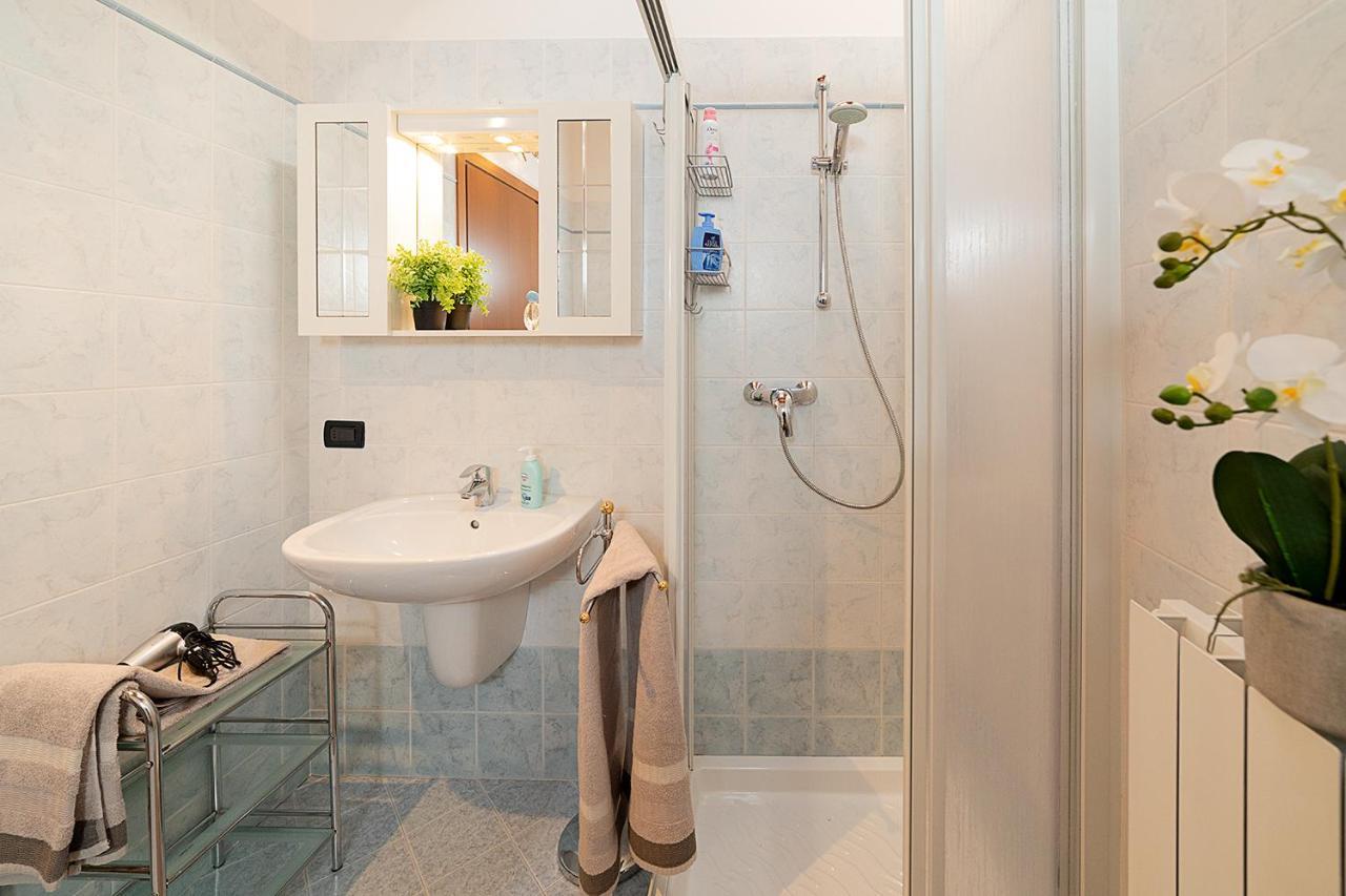 לאזיסה Apartments Eden - Regarda Travel מראה חיצוני תמונה